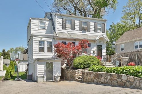 179 Astor Ave, Hawthorne NY  10532-1852 exterior