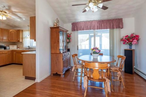 4 Morning Way, Cumberland RI  02864-6549 exterior