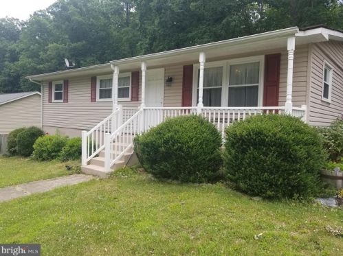 17072 Elm St, Bowling Green VA  22427-2224 exterior