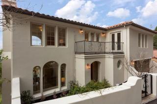 6839 Elverton Dr, Oakland, CA 94611-1110