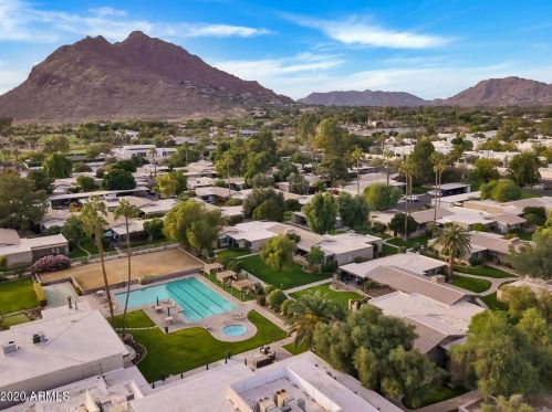 4800 68th St, Scottsdale AZ 85251-1100 exterior