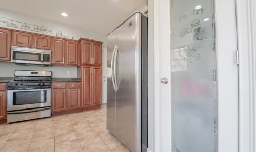 101 Muirfield Dr, Valpo IN  46385-6277 exterior