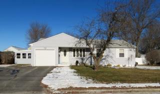 528 Walnut Hill Rd, Woonsocket RI  02895-2727 exterior