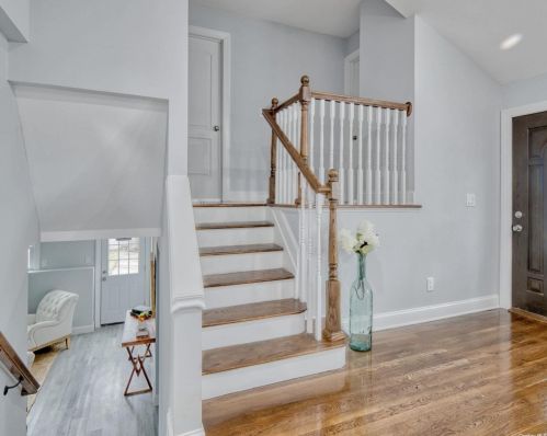 392 Lake Ave, Deer Park NY  11729-3948 exterior