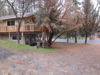 19385 Ferretti Rd, Groveland, CA 95321-9337