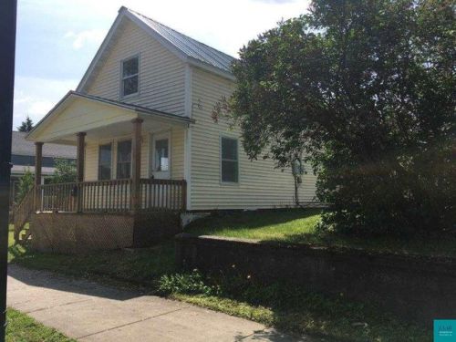 534 Chapman St, Ely MN  55731-1228 exterior