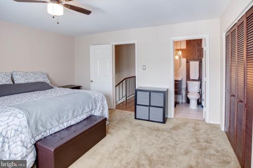 3522 Caledonia Cir, Woodbridge VA  22192-1063 exterior