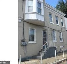 1815 Cayuga St, Philadelphia, PA 19140-1037