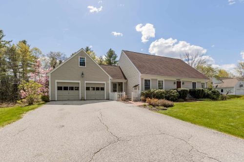 58 Frothingham Rd, New London, NH 03257-5824