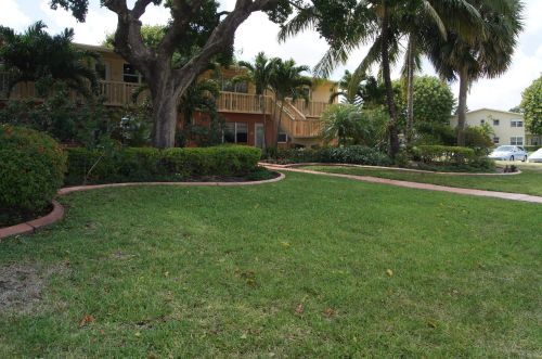 206 Salisbury I, West Palm Beach, FL 33417-1971