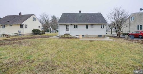 479 Berkshire Rd, Ridgewood NJ  07450-5533 exterior