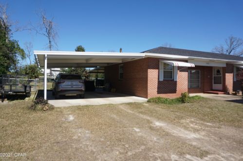 4334 7th Ave, Marianna FL  32446-2037 exterior