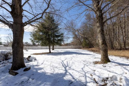 265 Dover Point Rd, Dover NH  03820-4606 exterior