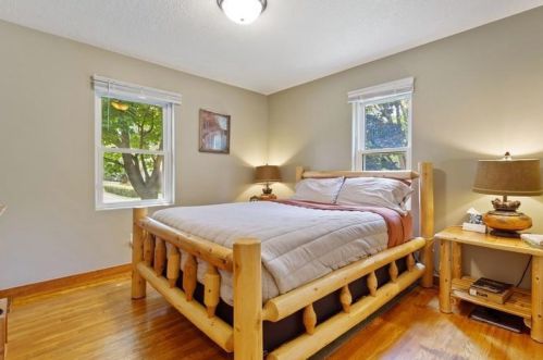 407 3rd St, New Johannesburg WI  54017-2012 exterior