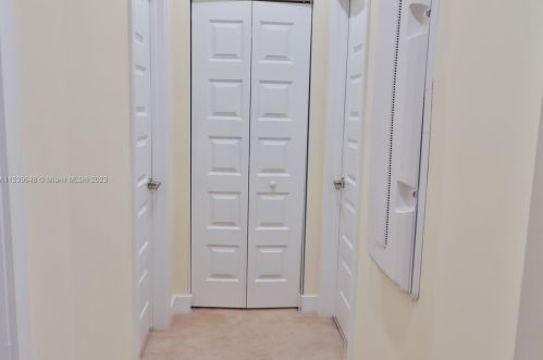 15832 91st Ct, Hialeah FL  33018-1951 exterior