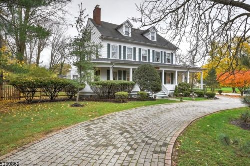 1019 River Rd, Piscataway, NJ 08854-5505
