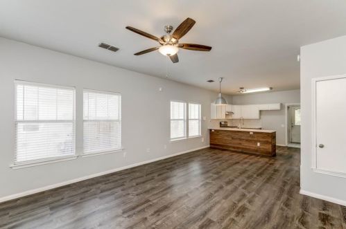 1105 Clermont Ave, Austin, TX 78702-5214