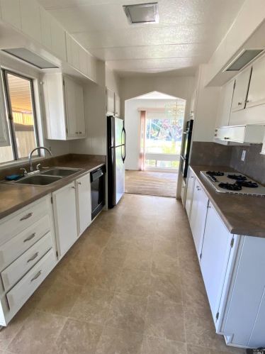 183 Westgate Cir, Santa Rosa CA  95401-9026 exterior