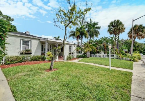 219 33rd St, West Palm Beach FL  33407-4907 exterior