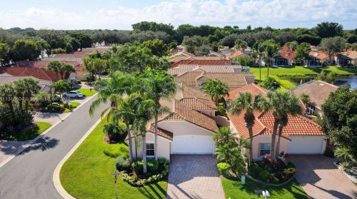 5056 Corbel Lake Way, Boynton Beach, FL 33437-1695