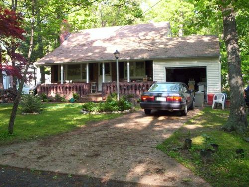 7 Briarcliff Rd, Shoreham, NY 11786-1430