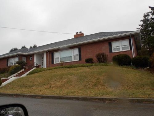 1130 Chestnut St, Hazle Township, PA 18201-6812