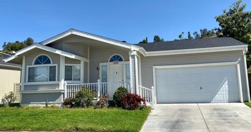 20087 Crestview Dr, Santa Clarita, CA 91351-5758
