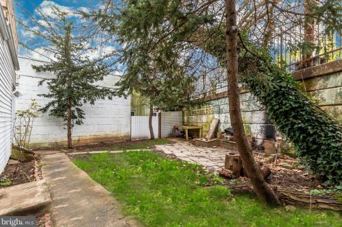 7648 Ardleigh St, Philadelphia PA 19118-3415 exterior