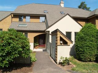 9 Stratford Park, Bloomfield, CT 06002-2143
