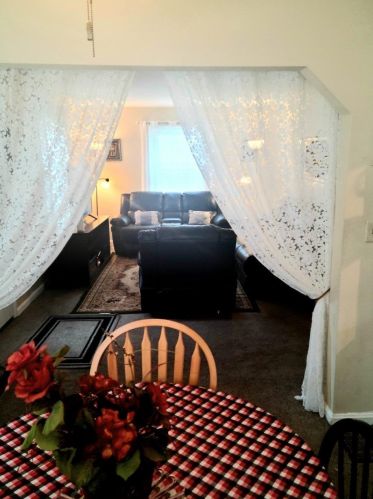 1806 Ashbrook Dr, Cincinnati, OH 45238-4022