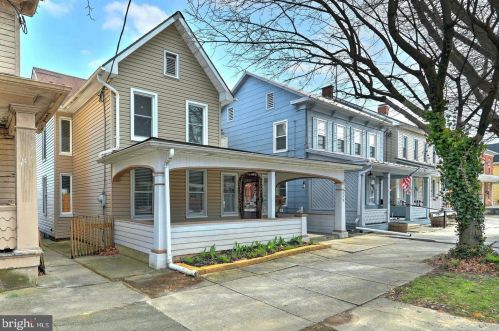 649 Broadway, Hanover, PA 17331-2010