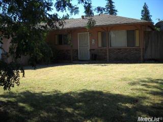 2516 Bellamy St, Modesto CA  95354-3119 exterior