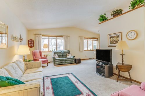 3465 Woodbridge Ct, La Crosse WI  54601-7285 exterior