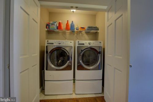 1 Diprinzio Dr, Pottstown PA  19464-2038 exterior