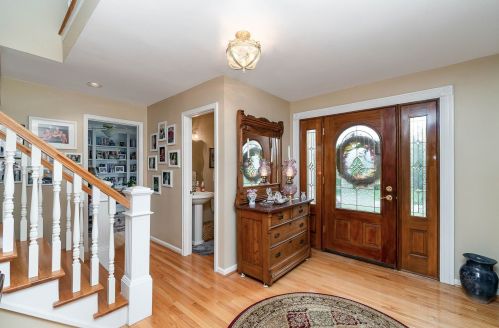 1070 Tudor Ln, Florence KY  41042-9647 exterior