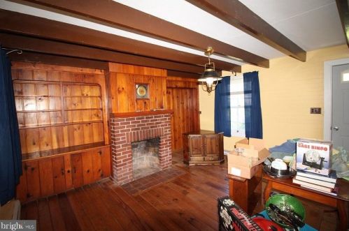 3618 State Road 259, Lost City WV  26810-8482 exterior