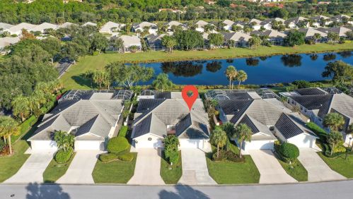 1301 Bentley Cir, Fort Pierce, FL 34986-1879