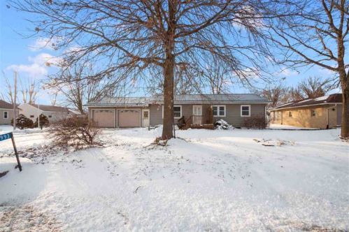 4993 Cosgrove Rd, Richmond, IA 52247-9152