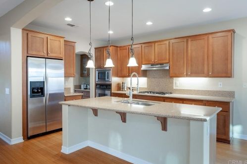 1694 Crossroads St, Chula Vista CA 91915-2431 exterior