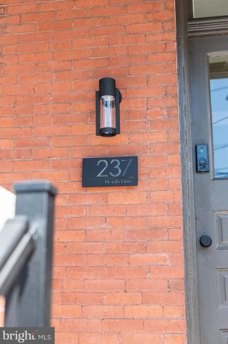 237 Lime St, Lancaster PA  17602-2748 exterior