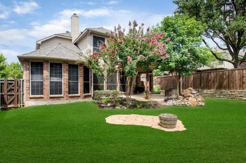 4217 Tiffany Dr, Lewisville TX  75022-0951 exterior