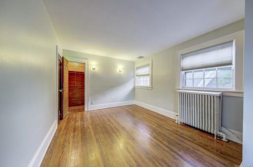 140 Main St, Port Jervis NY  12771-2114 exterior