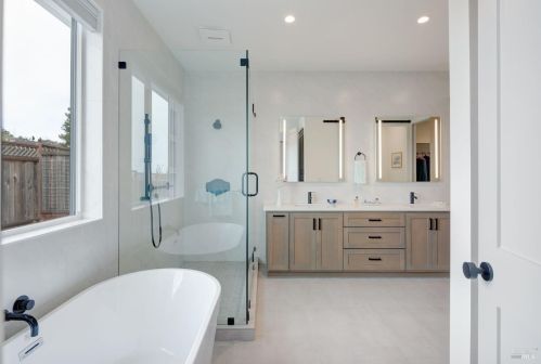 3711 Llyn Glaslyn Pl, Santa Rosa CA  95403-0950 exterior