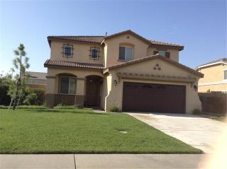 15355 Knollview Pl, Fontana, CA 92336-3338