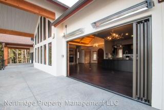 2481 Eureka Rd, Sandpoint ID  83860 exterior