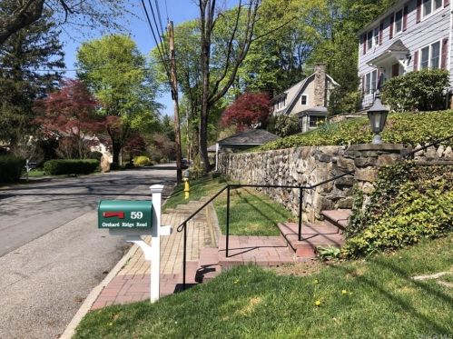 59 Orchard Ridge Rd, Chappaqua, NY 10514-2731