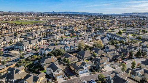 1632 Chianti Ln, Santa Maria CA  93458-6325 exterior