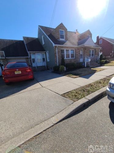 139 Luther Ave, Perth Amboy, NJ 08861-2253