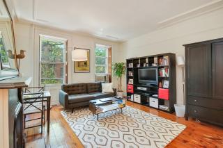 343 State St, Brooklyn, NY 11217-1705