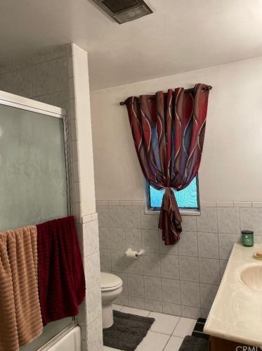 8031 Passons Blvd, Pico Rivera CA  90660-4723 exterior